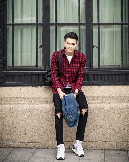 许凯穿搭牛仔外套,许凯服装搭配