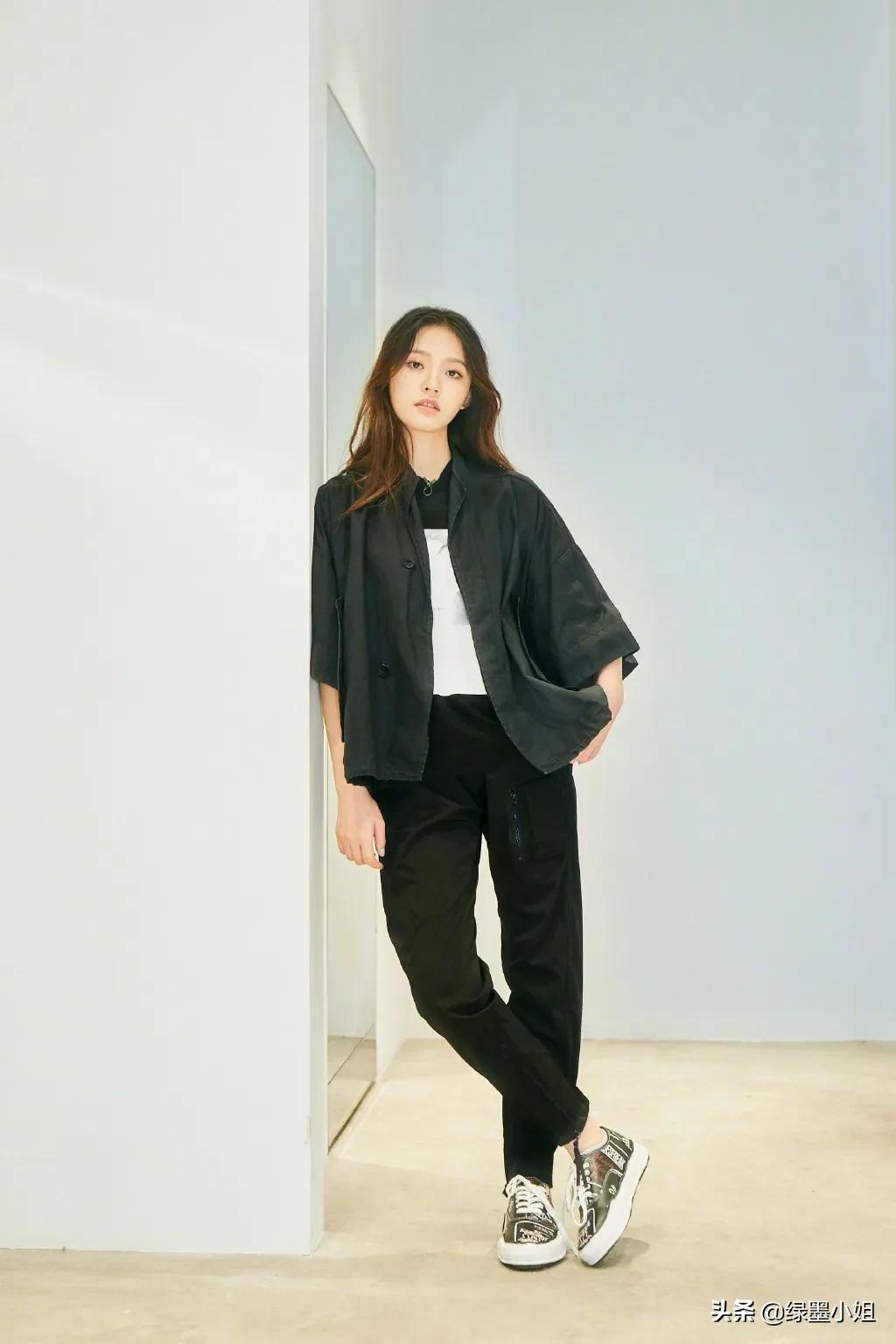 林允想当网红,林允韩火火穿搭