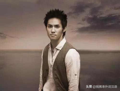 翻唱比原唱好听的十首外国歌,国外十首翻唱国内最火的歌