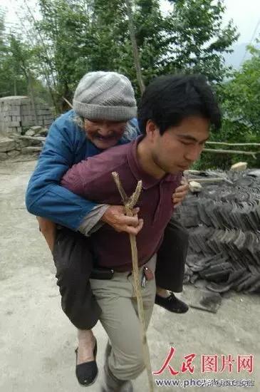 汶川地震十二周年：100张记录汶川地震的照片