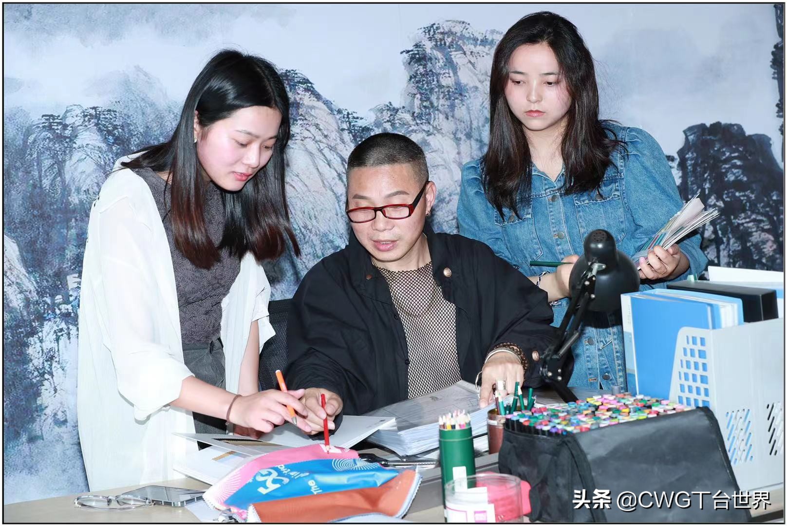 亦帛时尚羽绒服是品牌吗,亦帛时尚2021冬羽绒服发布会