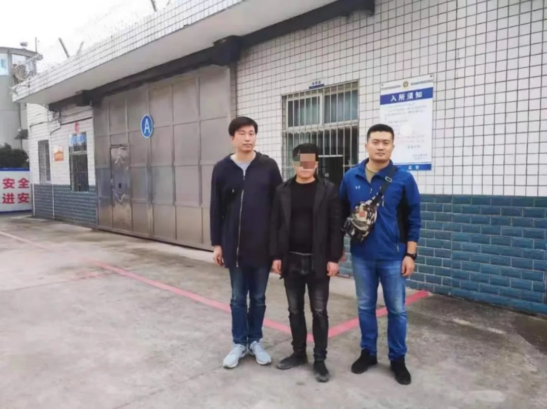 一色情网站背后团伙被打掉,淫秽网站被抓最新案例