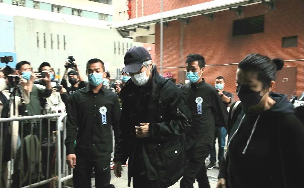 周星驰说活死人的片段,周星驰因吴孟达痛哭图文