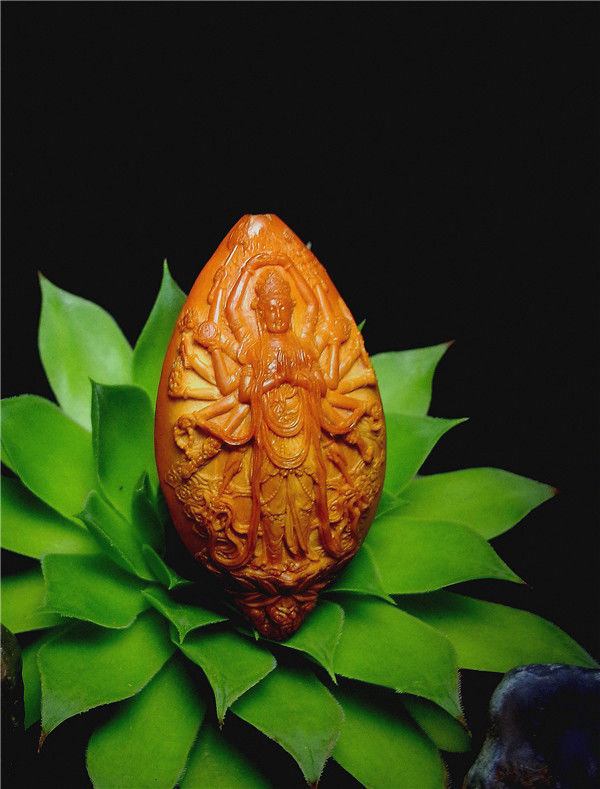 师父领进门，修行在个人——艺海核雕-黄树立的雕刻人生