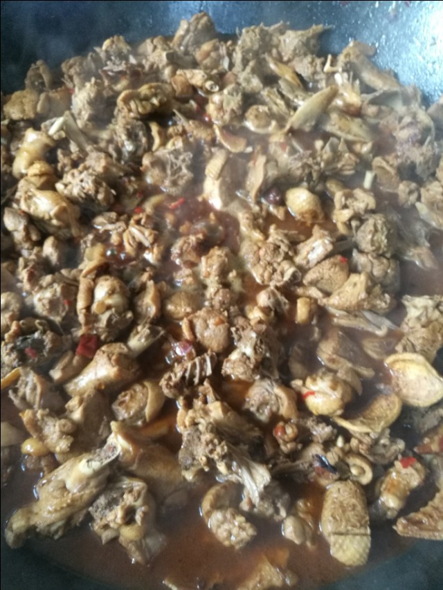 酸菜焖鸭子做法,酸菜鸭的做法大全家常菜