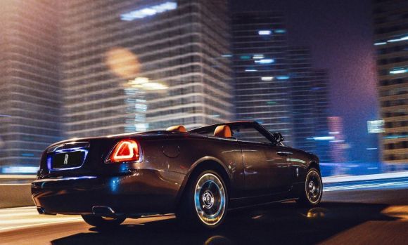 镀晶和隐形车衣到底有什么区别,汽车镀晶好还是贴隐形车衣好