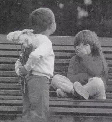 你最舍不得换的壁纸,朋友圈背景图插画