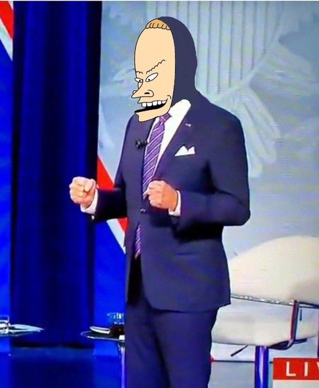 拜登摔倒魔性视频,拜登意外事件视频