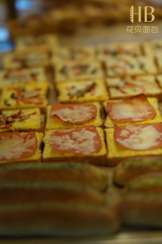 上海华贝面包哪家好,探店现烤面包