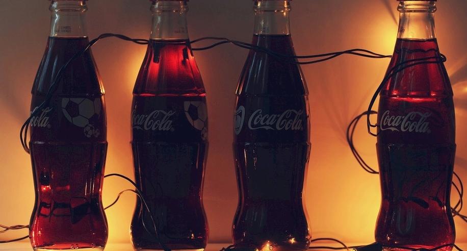 都说通货膨胀为啥工资还不涨,为什么可乐一直不涨价