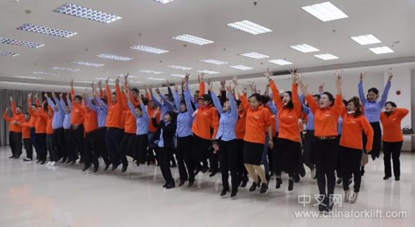 鐜涜タ灏旂數鍔ㄨ溅涓婃捣灞曚細,瀹夊窘鍚堟淳鐜涜タ灏旂數鍔ㄨ溅