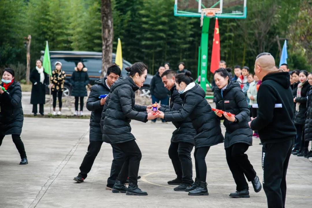 顽强拼搏、再创佳绩！篁岭文旅第四届冬季趣味运动会取得圆满成功