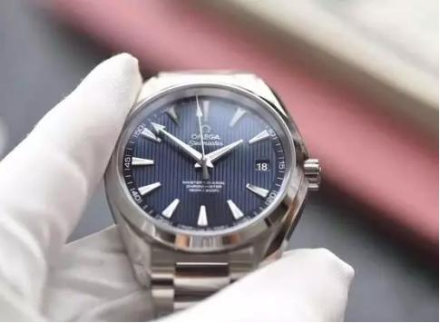 在美华男被梅西百货狠宰16万买假劳力士！被种族歧视和拒绝赔偿