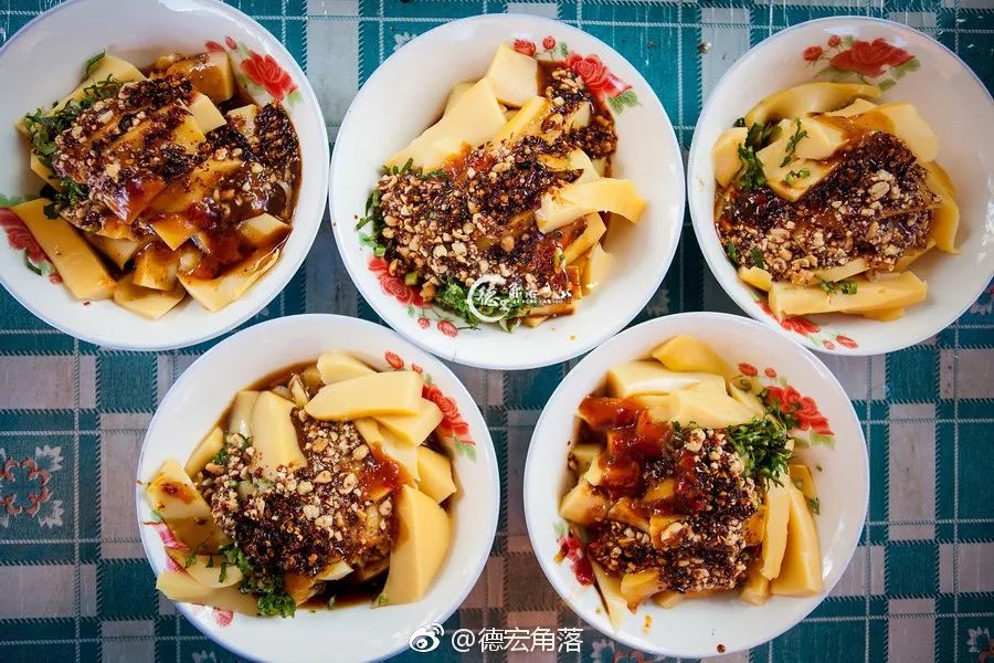 一处小众目的地！这里有酸汤辣子蘸出来的美味，吃一口就丢魂！