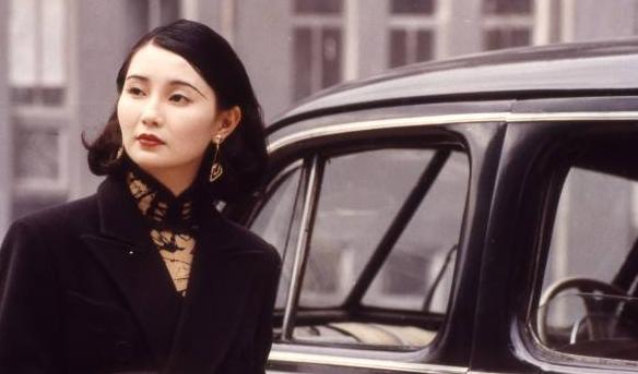 张曼玉各个年龄段,张曼玉经典镜头33岁