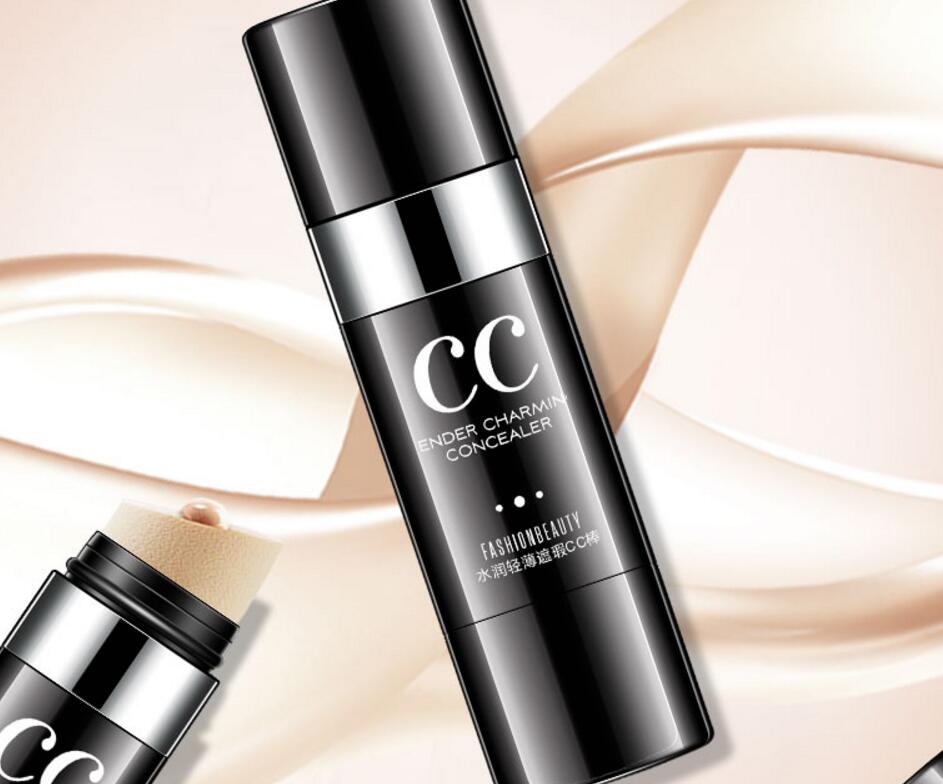 杨超越真人洋娃娃连衣裙,杨超越早期面试美得像个洋娃娃