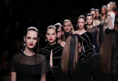 吃鸡火箭101皮肤多少钱,吃鸡火箭少女101新皮肤6元