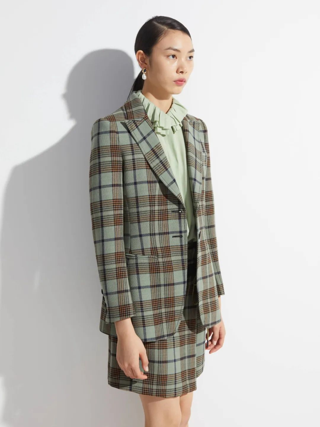 千元穿出超模爱的春日穿搭！半价SANDRO，6折LOEWE