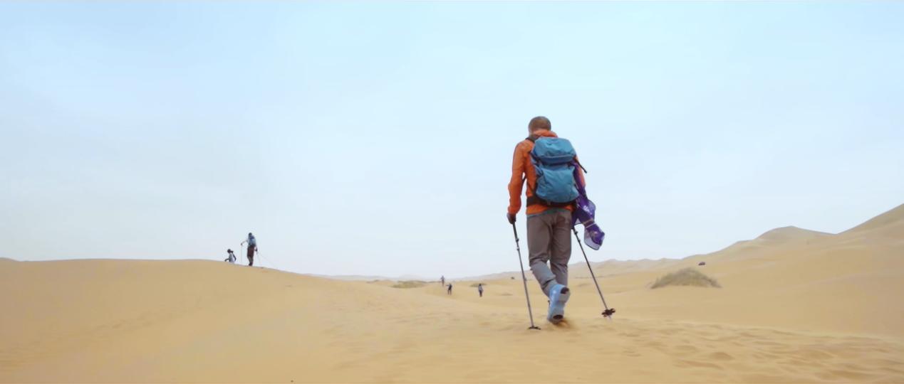 腾格里沙漠穿越,一群不辞辛苦的治沙人