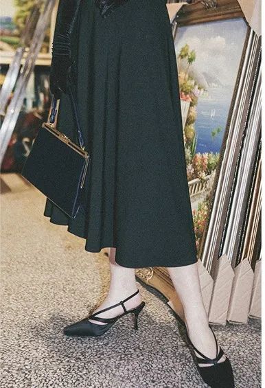 春夏值得入手的10款鞋子,秋天最时髦好穿的鞋这4双必买