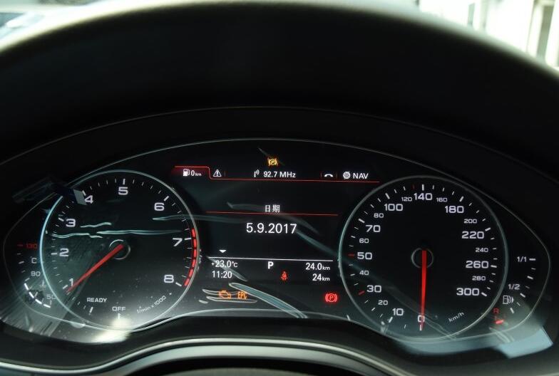 新款a6l顶配二手车,28万的奥迪a6l2023款