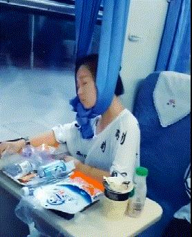 搞笑gif你们这些城里人太会玩了,搞笑gif逗比的世界你永远理解不了