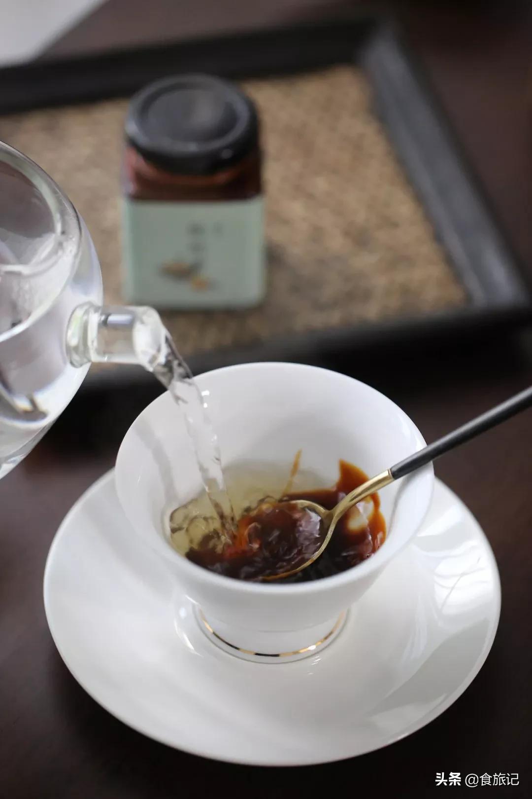 润肺去燥枇杷膏,枇杷黄冰糖枇杷膏