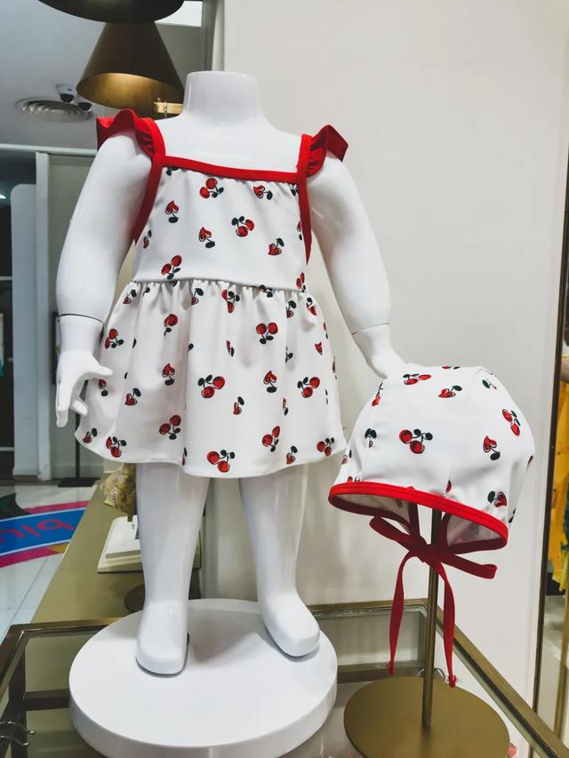 带宝宝游泳用什么泳镜,儿童初学游泳需要买泳帽吗