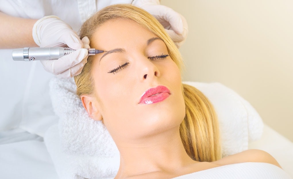 女人千万不要轻易整容,纹眉盲目跟风