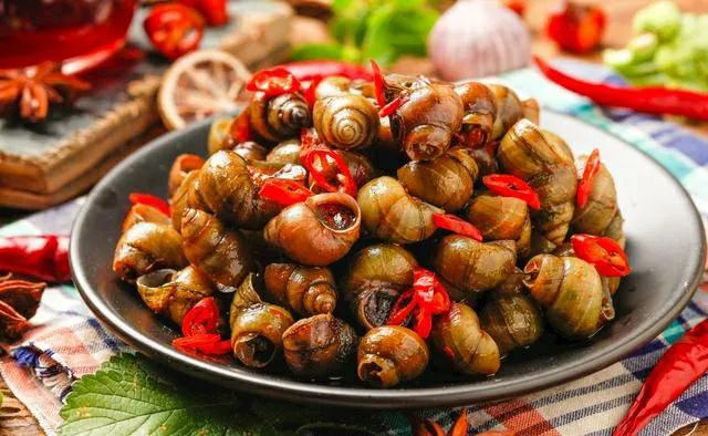 炒田螺不要辣家常做法,炒田螺最忌直接下锅