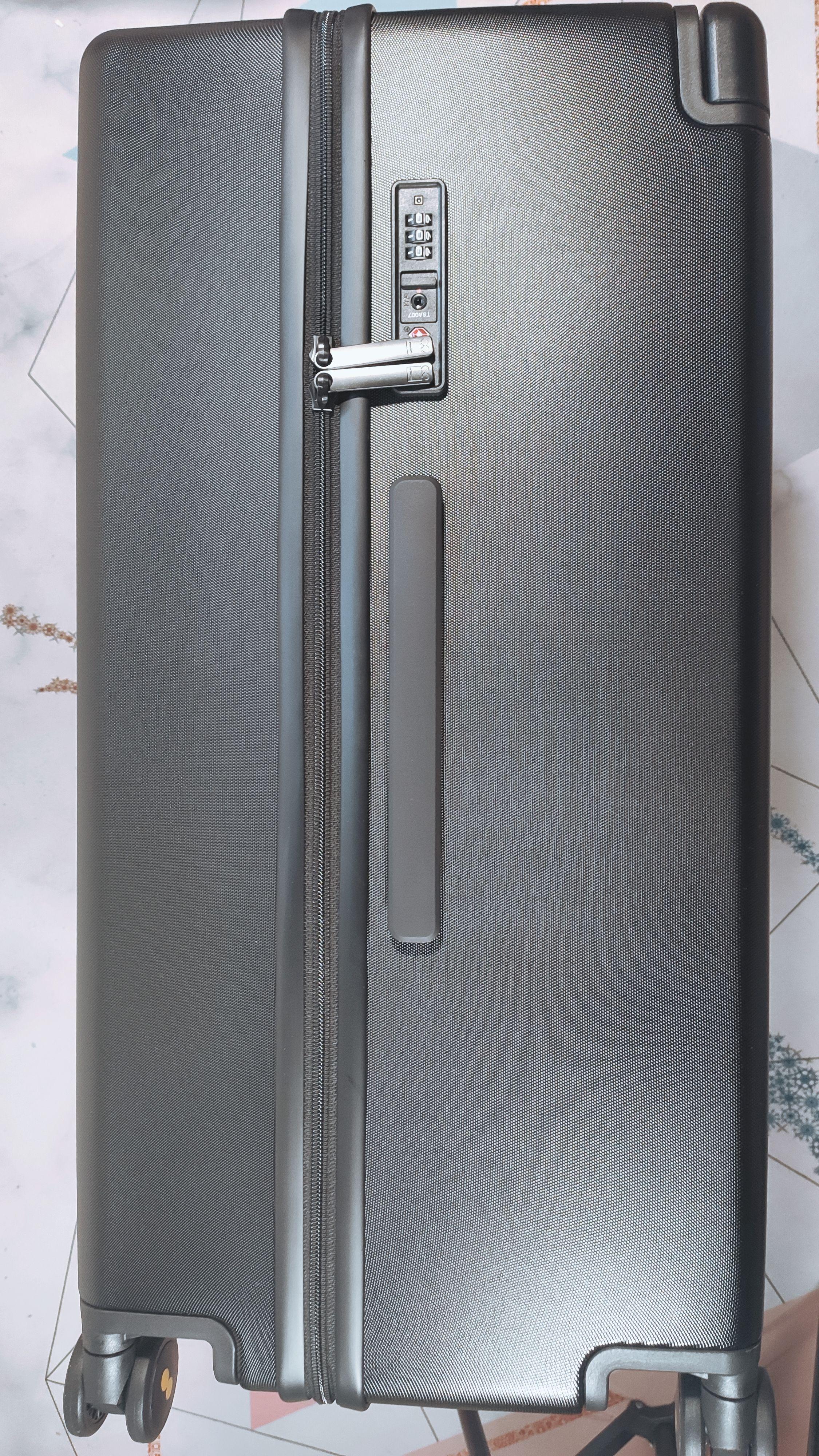 超能装的行李箱外国,level8地平线8号旅行箱评测