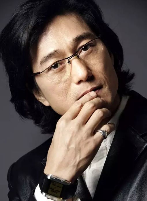 顶替刘德华,凭“我顶你个肺”大火,那个国际大盗如今怎么样了