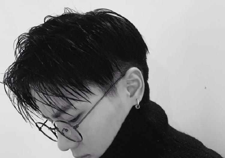 男生如何保护头发发质,头发染伤了发质受损怎么护理