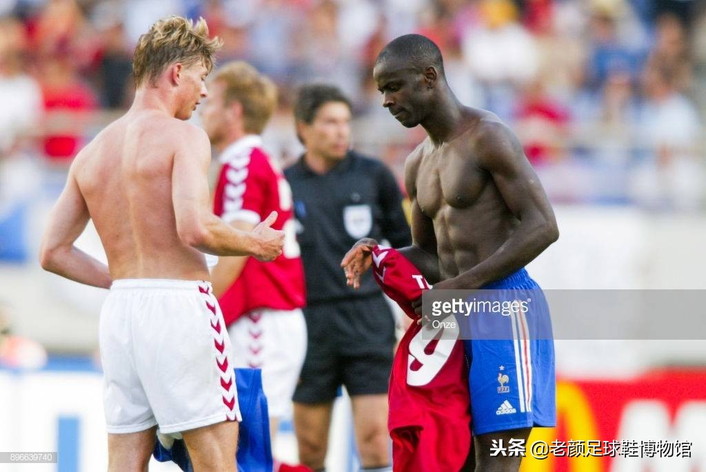 面授机宜1.2亿库利巴利，可以防守外星人的法国黑人民族英雄