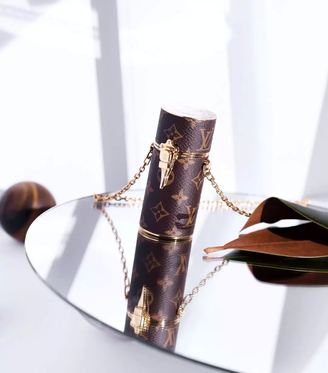 我的胸，我的手指，我的脚腕……都需要一只包包