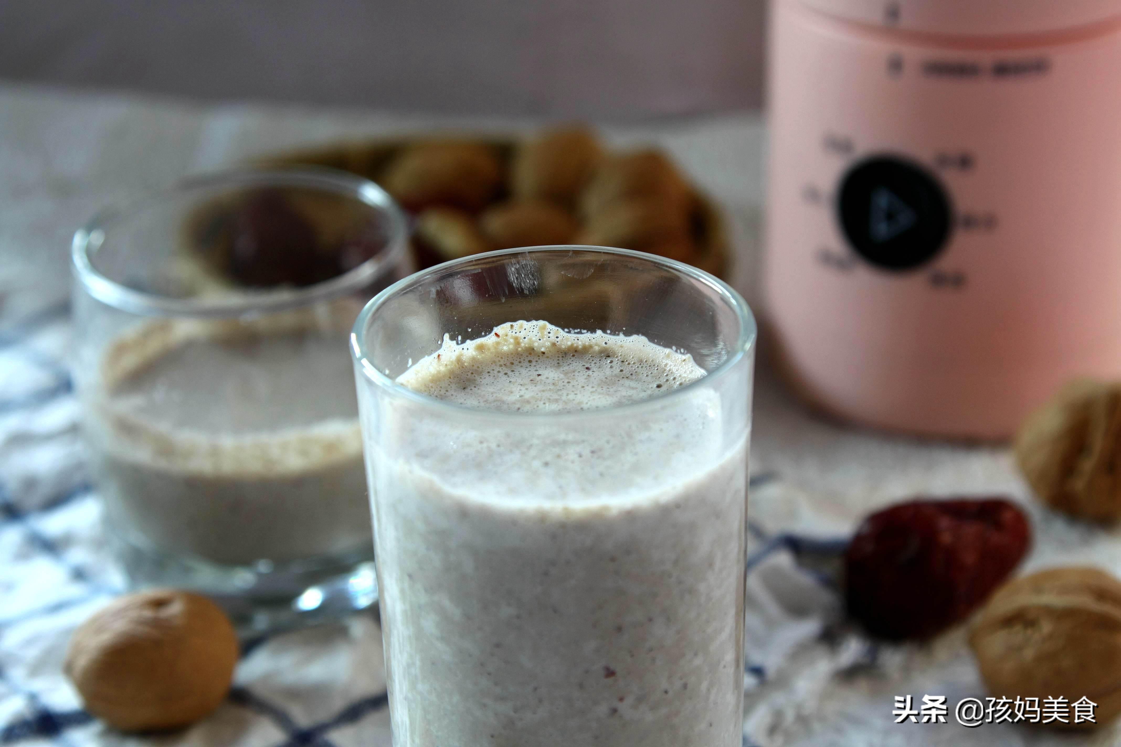 经常熬夜早上喝一杯水,经常熬夜来一杯枸杞茶