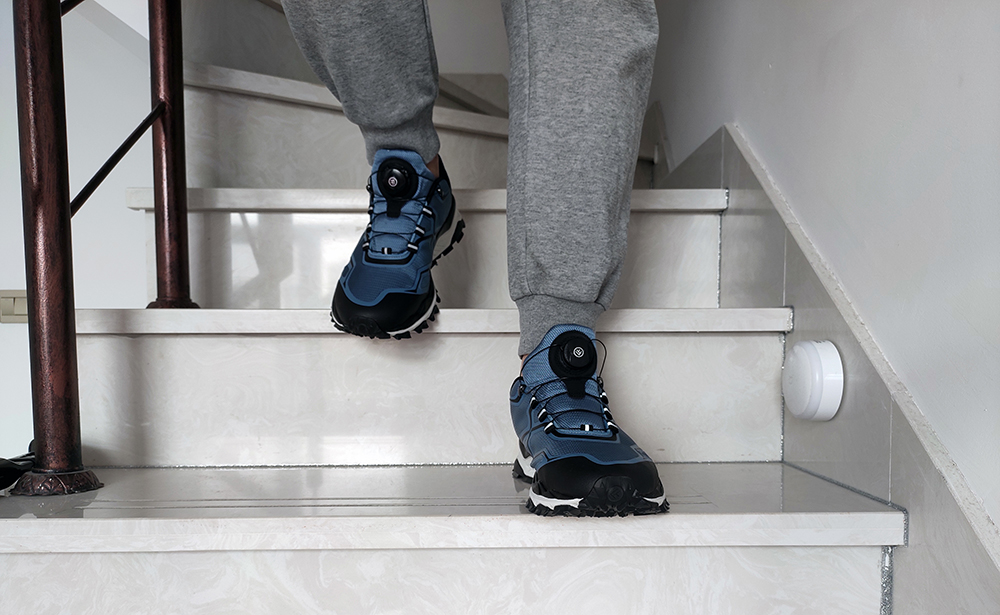 带鞋带旋钮系统的跑鞋,旋钮系鞋带跑鞋推荐