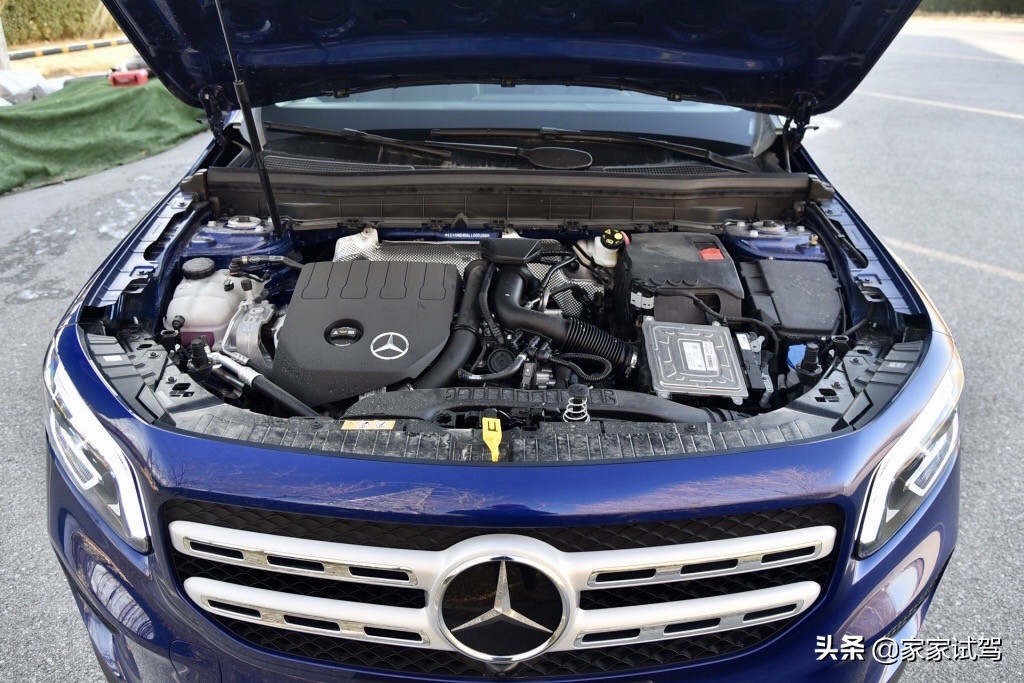 当新BMWX1遇见奔驰GLB，论一台紧凑型SUV该有的样子