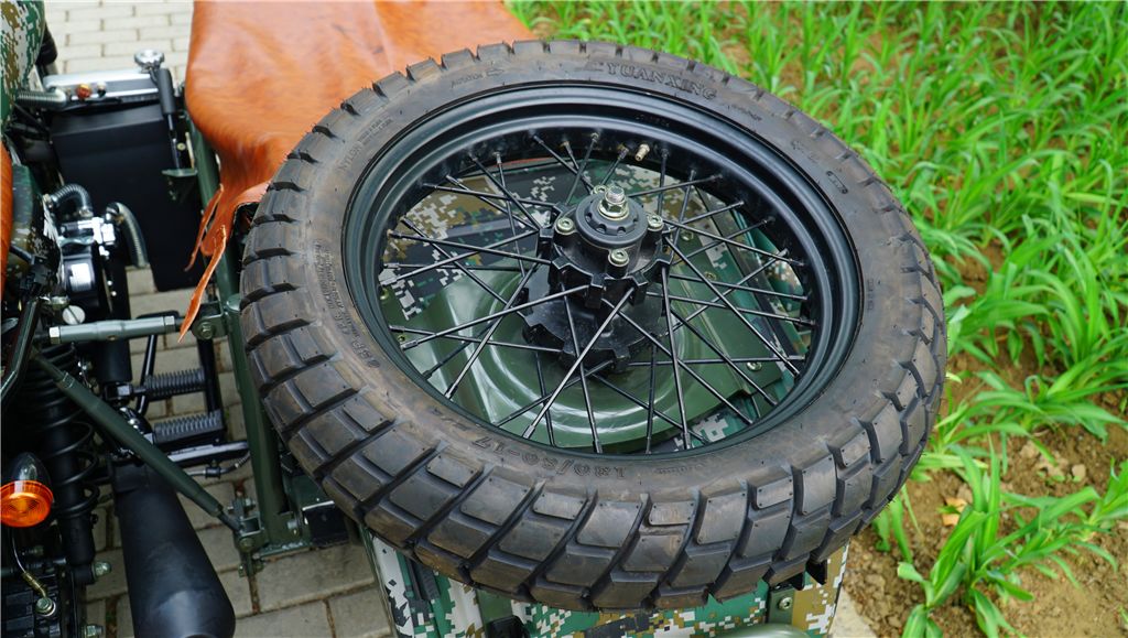 银钢300边三轮复古版缺点,银钢300挎斗三轮摩托车