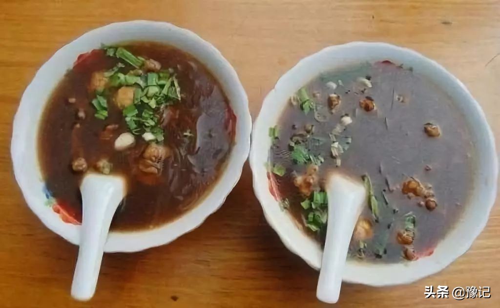 沙河孕育出胡辣汤江湖的双子星，逍遥镇和北舞渡谁更对河南人的胃