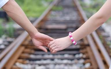 异性恐惧症怎么去开导,异性恐惧症如何自己克服