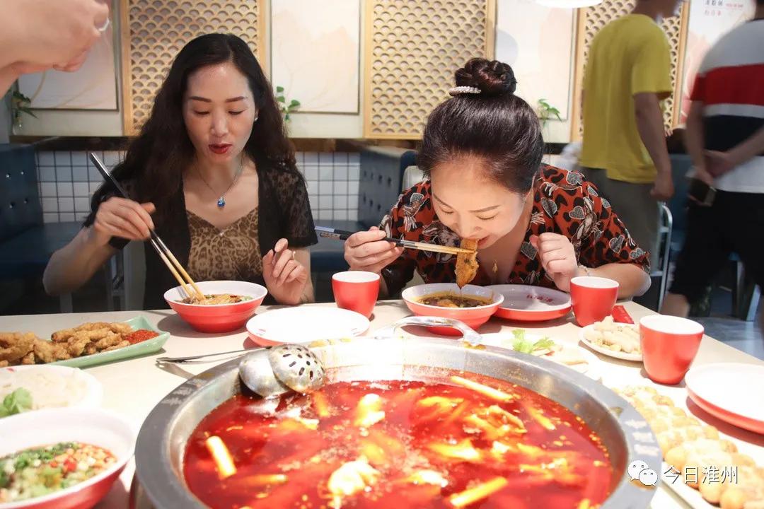 专注制作鱼火锅,专业做鱼蛙火锅整整20年了