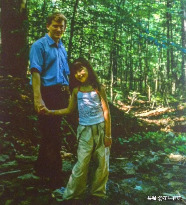 从周杰伦“小娇妻”到耀眼女神，27岁昆凌，才不是简单的灰姑娘