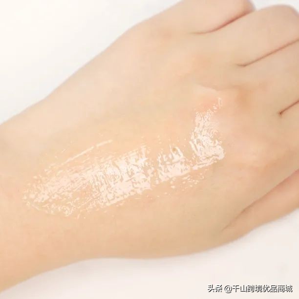 夏季水乳清爽控油,混干鼻子出油夏季水乳