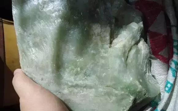 最全玉石真假图例，记得要收藏啊