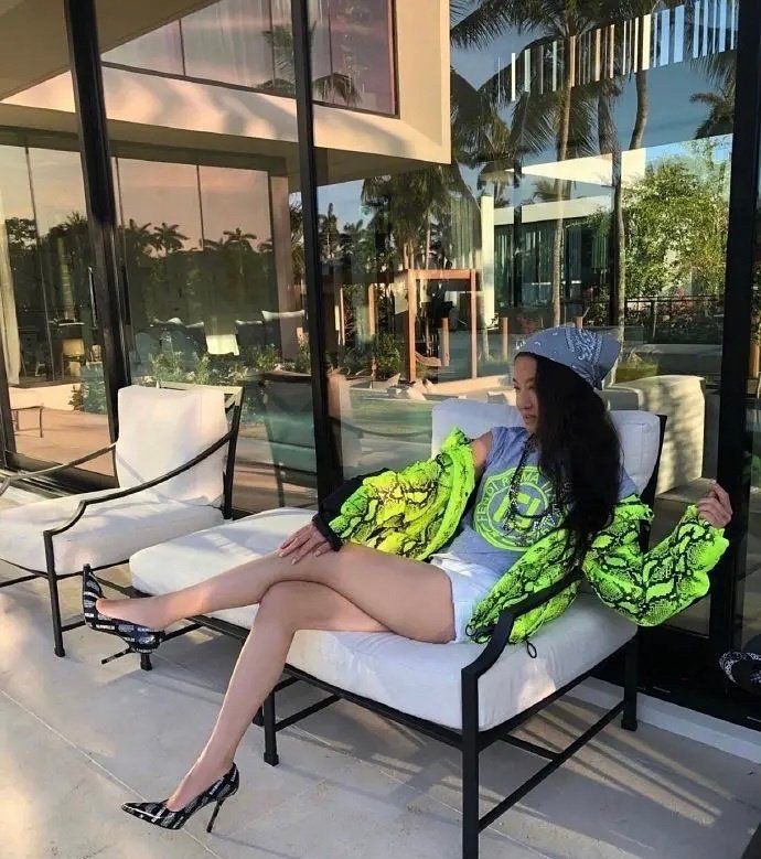 她身价过百亿,她嫁给富商又离婚36岁仍单身