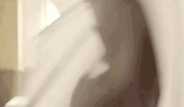 许晴50岁依然少女感满满,50岁的许晴拥有25岁的坦然