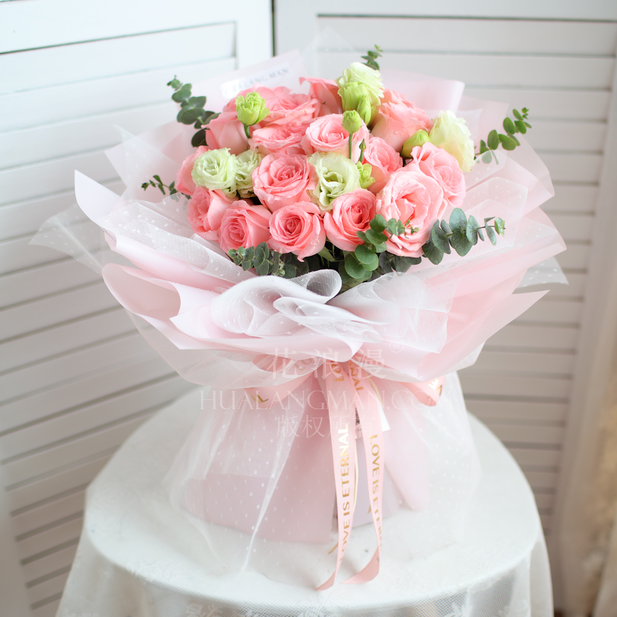 妈妈生日送什么礼物手工花,女朋友妈妈生日送什么花比较好