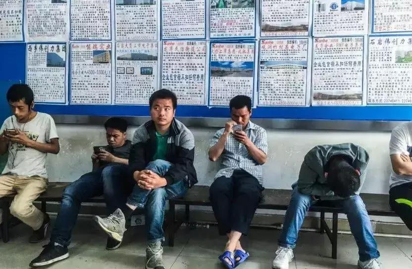 穷人的穷字能组什么词,穷人的穷字怎么组词二年级