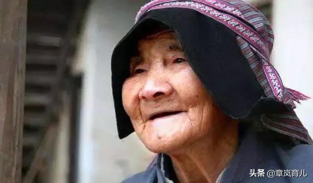 一排牙全拔了可以种牙嘛,牙齿拔光了多久可以种牙